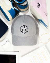 TRUCKER HAT SUEDE GREY