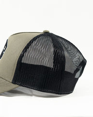 TRUCKER HAT KHAKI/BLACK